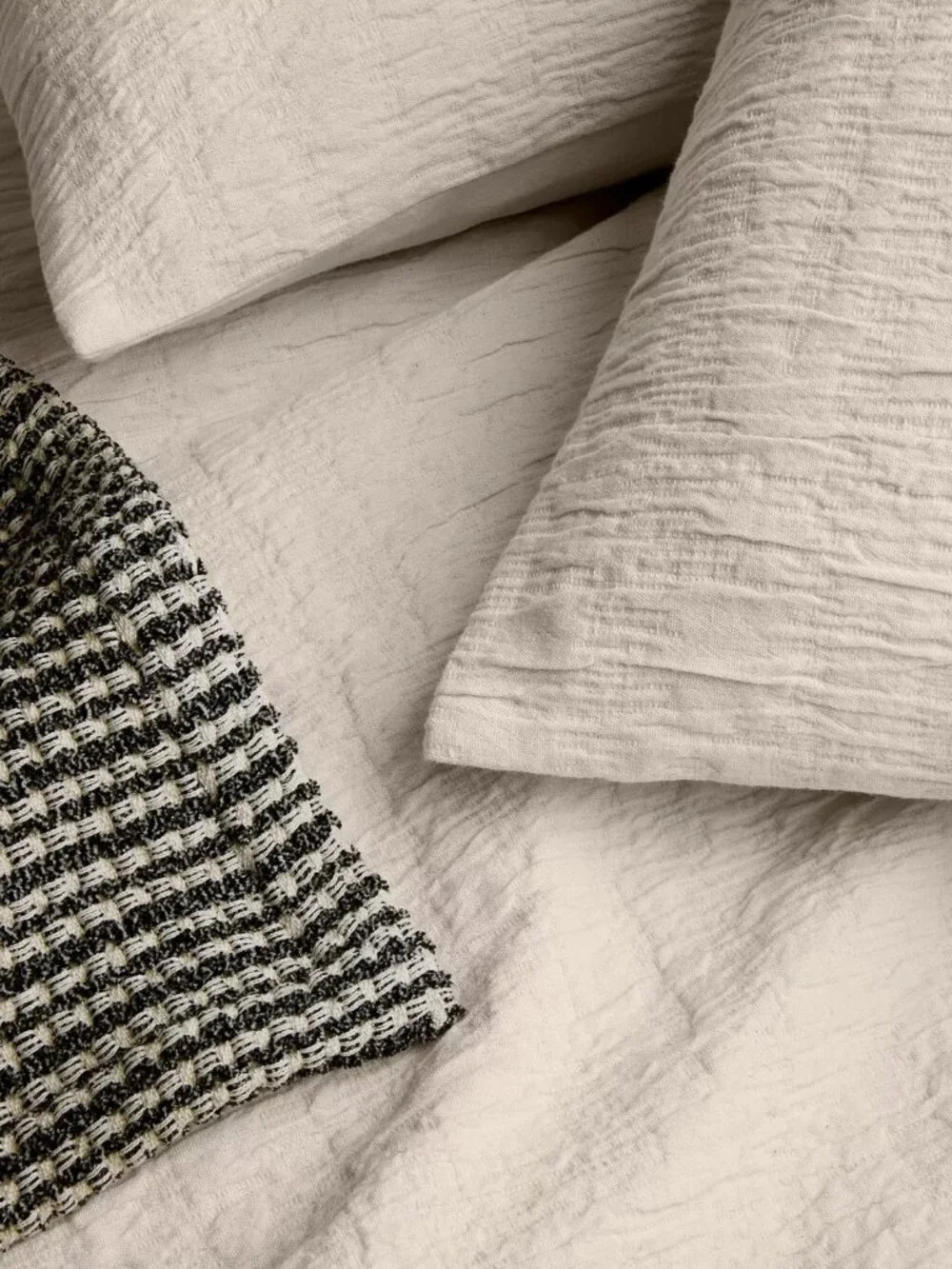 Oake Layered Horizons 3 Pc  Full / Queen Natural Cotton Duvet Set - MSRP $250